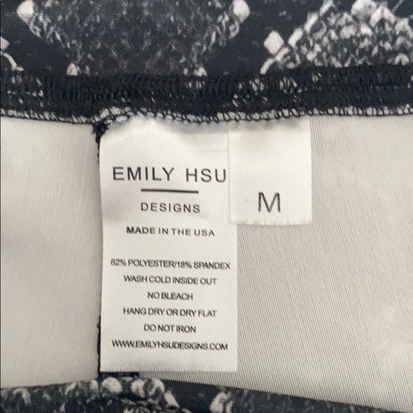 NWOT Emily HSU leggings - Picture 3 of 4